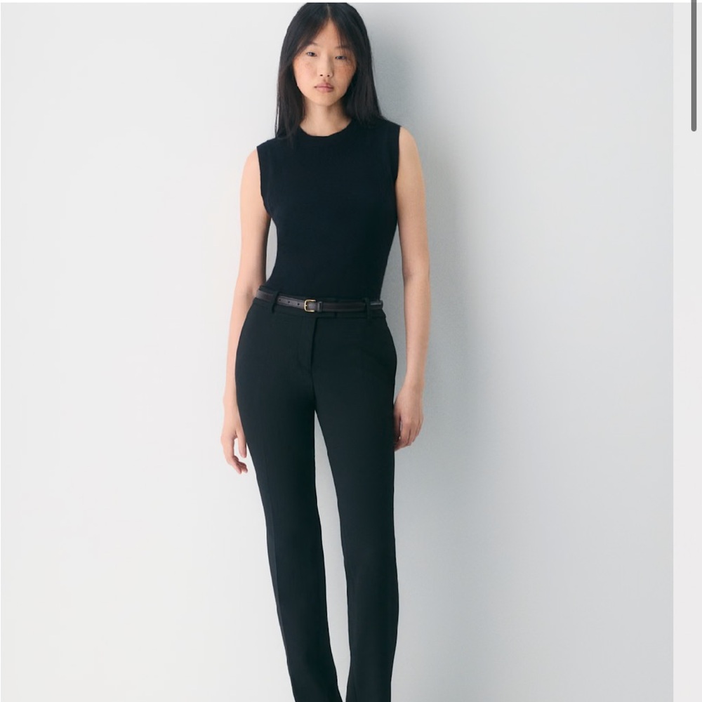Wilfred Cashmere Tank in Black